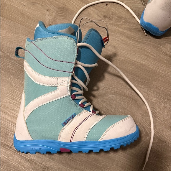 Burton Women’s Coco Sz 10 Snowboard Boots - Picture 5 of 11